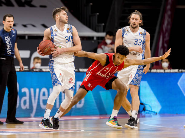 球队往往面 球队往往面