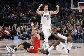 [图]欧冠-阿方索-戴维斯补时绝杀 拜仁总分3-2晋级.