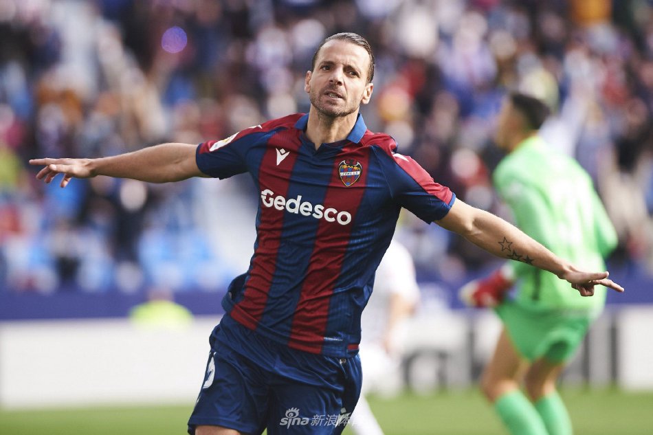 锐的场上洞 锐的场上洞