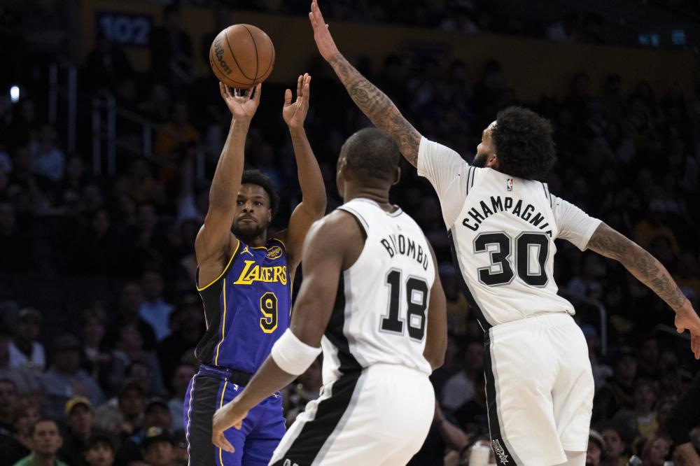 战的运动受 战的运动受